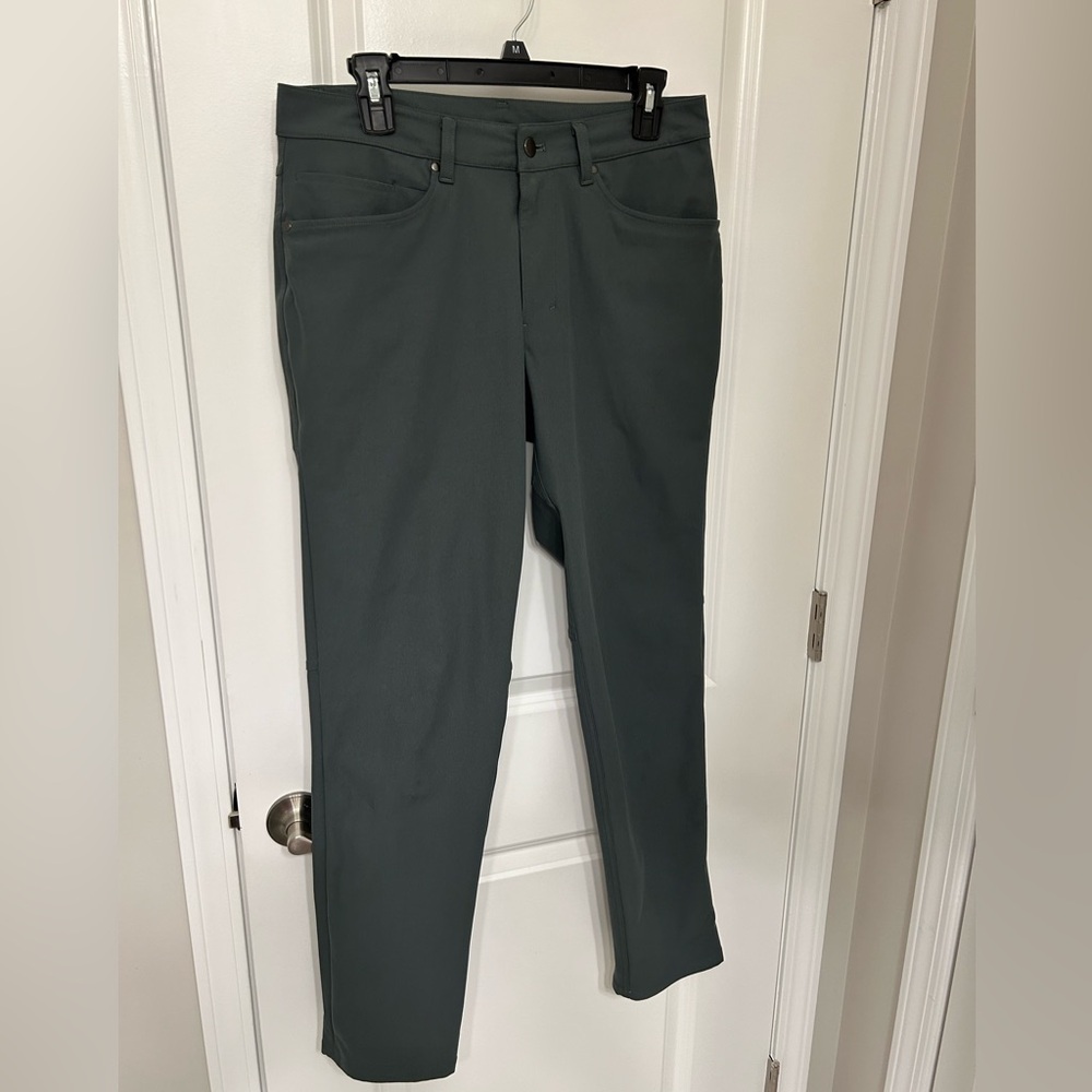 Lululemon ABC Men’s Slim 30x31 Green